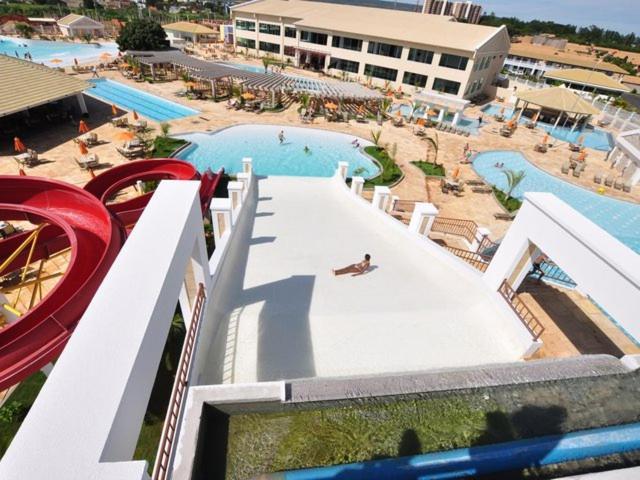Thermas Lacqua Diroma Com Piscina De Ondas Gratis 24Horas كلدس نوفاس المظهر الخارجي الصورة
